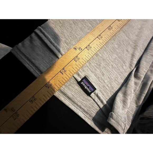 Patagonia XS Women Capilene Baselayer Daily Daily Graphic T-shirt Short Sl AB4 - Picture 7 of 8